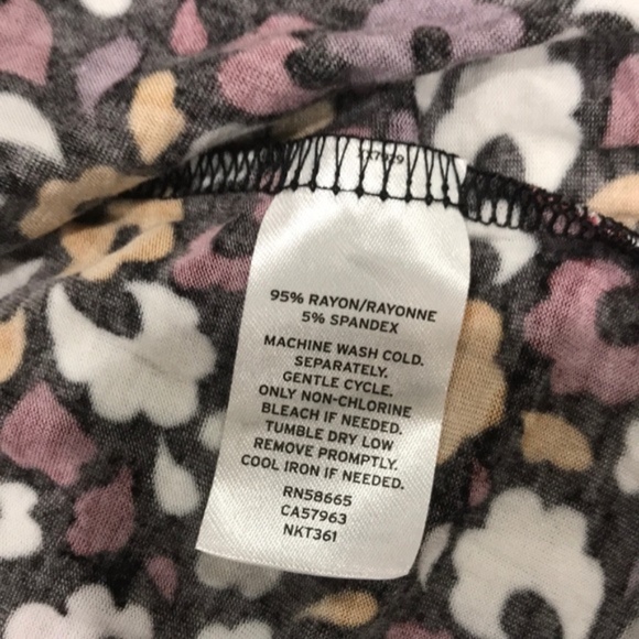 14th & Union Shirred Shoulder Tank Top - Picture 3 of 5